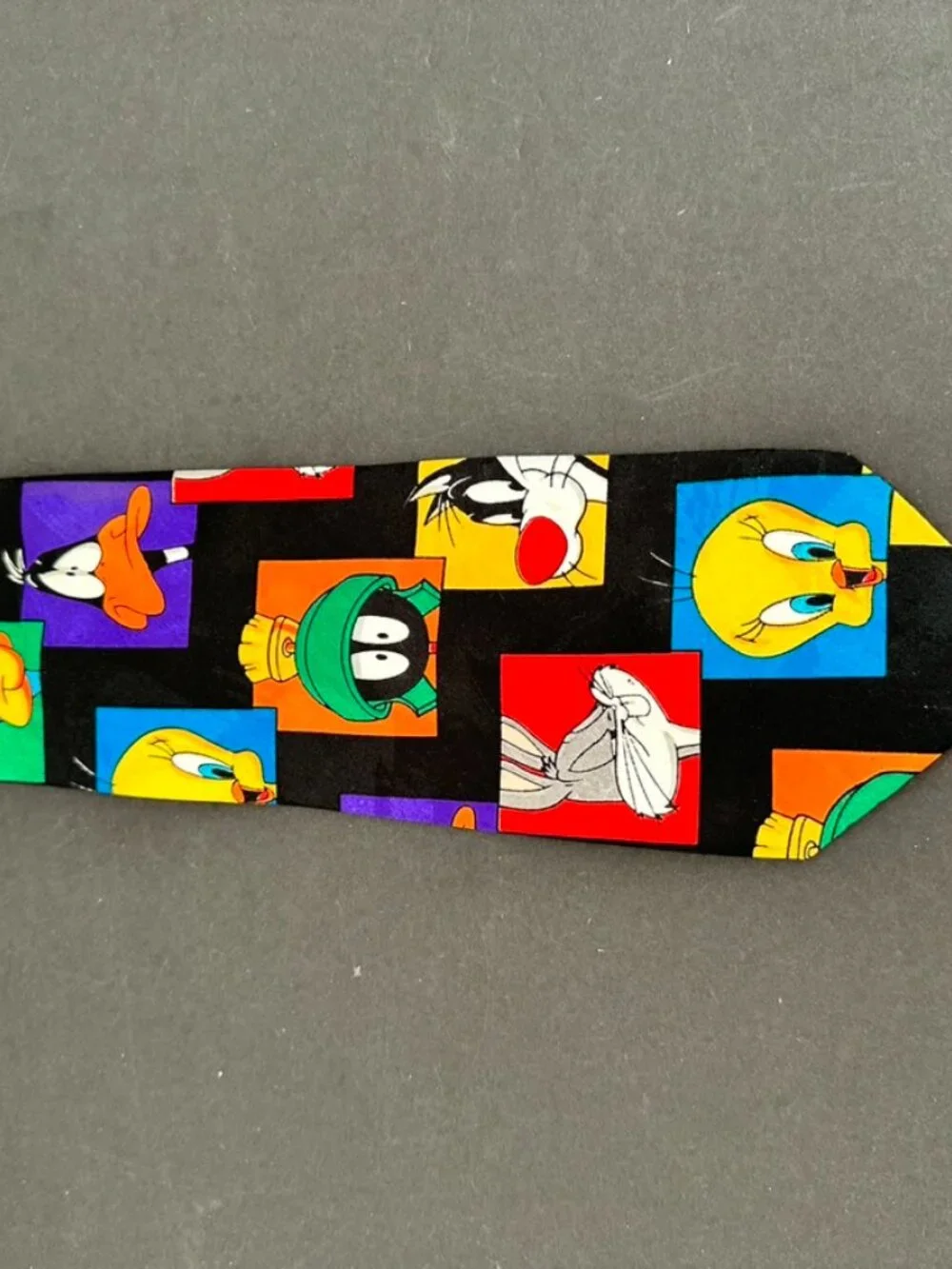 Looney Tunes Characters Colorblock Vintage Mens Tie